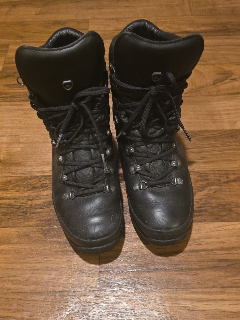 Men's Black Leather Hiking Boots